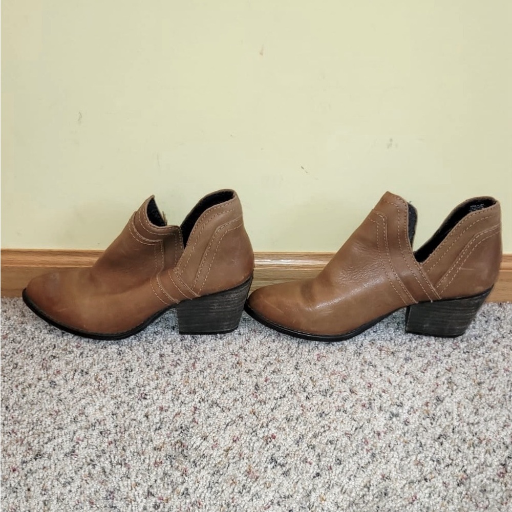 Steve Madden Boots Size 8.5 Aliee Leather Brown Ankle Booties Chunky Block Heel